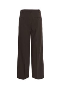 Pantalon large marron foncé vu de dos, avec deux poches arrière boutonnées, des passants pour ceinture et une taille haute.