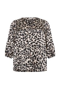 Blouse dengan motif macan tutul yang memiliki potongan santai, lengan ¾, bahan satin lembut, dan leher kotak dalam nuansa beige, hitam, dan cokelat.