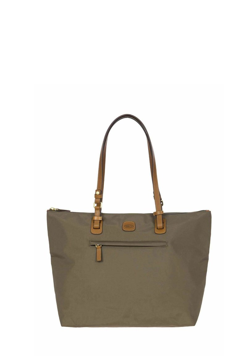 Borsa a tracolla verde oliva realizzata in tessuto resistente, dotata di manici e dettagli in pelle marrone, parte superiore con zip e tasca frontale con zip.