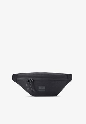 Riñonera negra de tejido duradero, con un compartimento con cremallera, dos tiradores de cordón y un parche con el logo en la parte frontal.