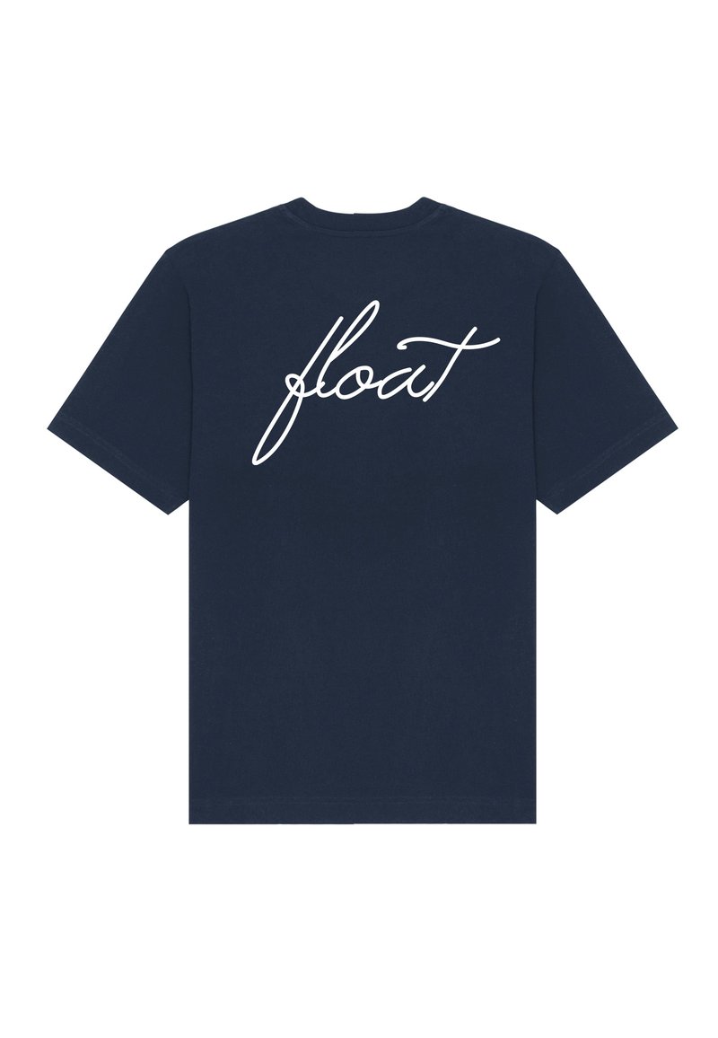 Námořnická modrá bavlněná trička s krátkým rukávem a kulatým výstřihem. Na zadní straně je tištěn nápis "float" v bílém kurzívním písmu.