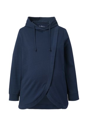 Sudadera azul marino de tela suave, con capucha ajustable y un diseño envolvente con un dobladillo asimétrico y mangas largas.
