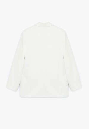 Hvid langærmet blazer med kravehals, der har en lige pasform og glat tekstur, uden synlige mønstre eller hardware-detaljer.