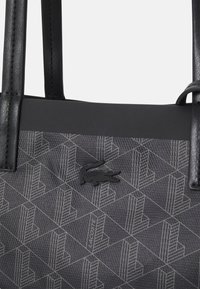 Lacoste ZELY SET - Cabas - monogram noir gris