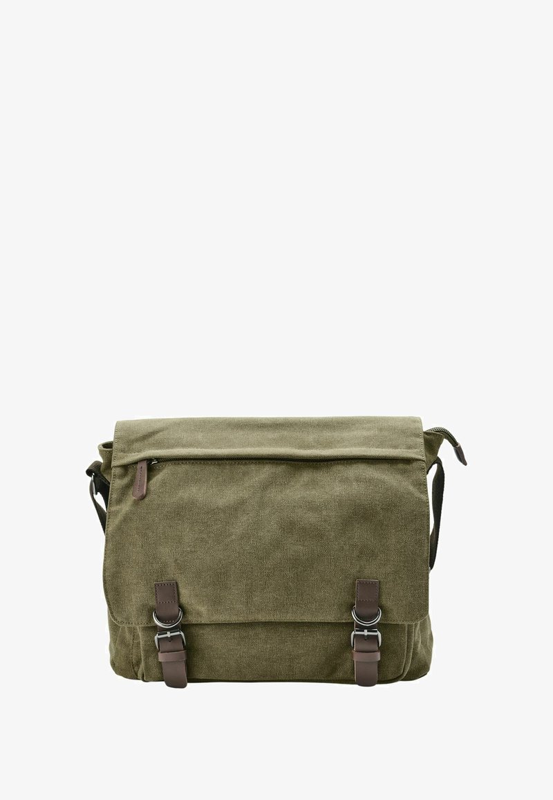 Borsa a tracolla verde in tela con dettagli in pelle marrone, chiusura a pattina, doppia fibbia e tracolla regolabile. Superficie testurizzata.