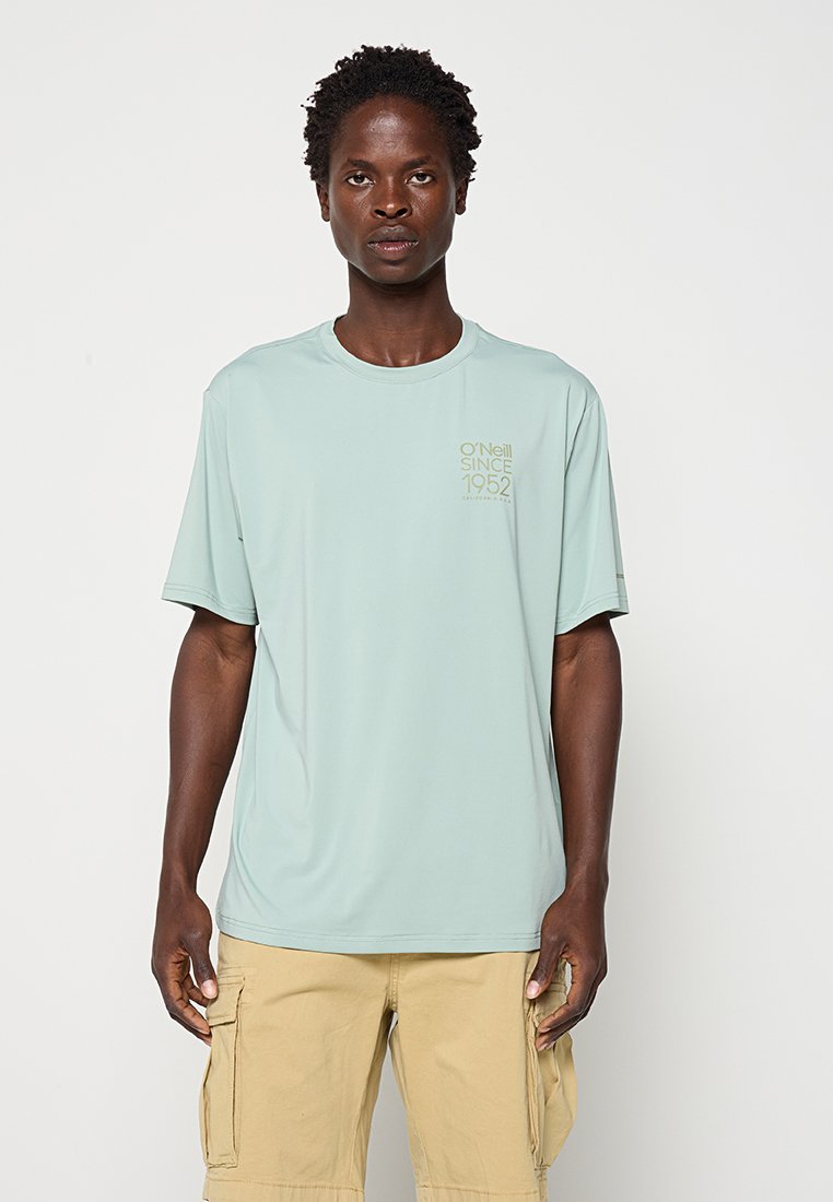 Camiseta deportiva