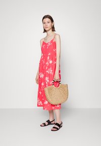 Marks & Spencer FLO CAMI TIER DRESS - Vestido de dia - coral mix