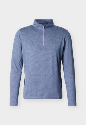 Suéter para hombre de manga larga en azul claro con finas rayas horizontales, cuello con cremallera al cuarto y pequeño logo "ck" en el lado izquierdo del pecho.