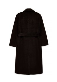 Czarny wełniany płaszcz z klapkowym kołnierzem, długimi rękawami i paskiem w talii. Tekstura wydaje się miękka i gładka. Widok z tyłu.