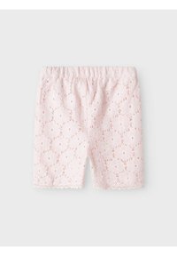 Pantaloni corti rosa chiaro in tessuto di pizzo con motivi floreali e bordi ondulati. Vita elastica per comfort e vestibilità.