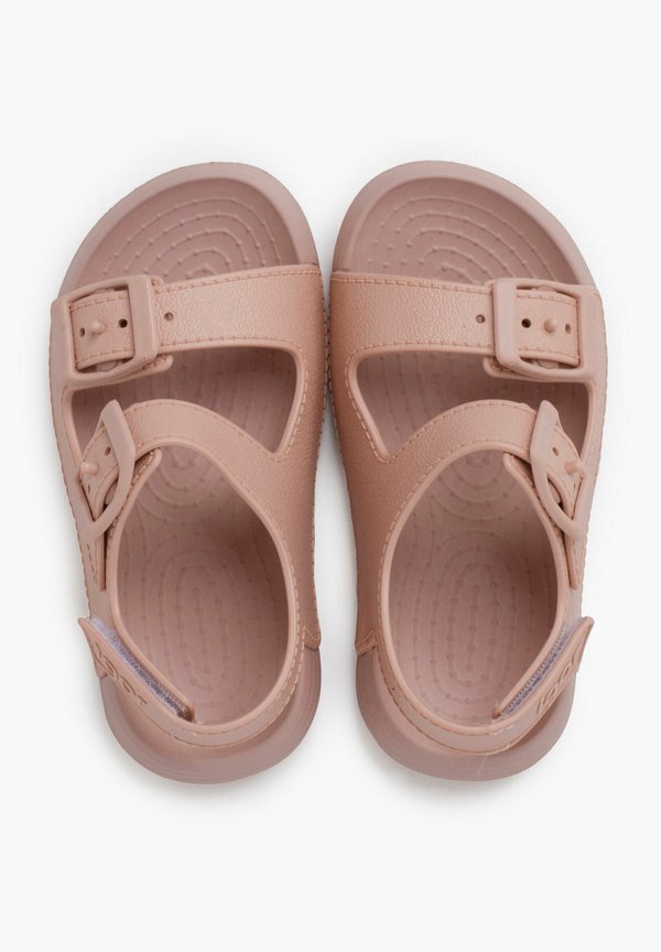 DOBLE HEBILLA COLORES TIRA ADHERENTE – Badesandale – maquillaje