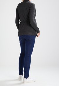 Zalando Essentials Maternity Kardigan