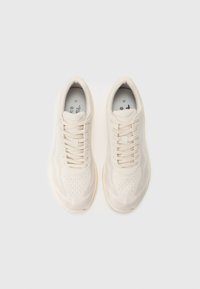 Tamaris Joggesko - ivory