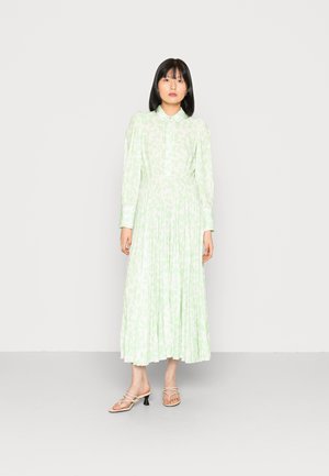 CLOSET LONDON PLEATED DRESS - Day dress - lime