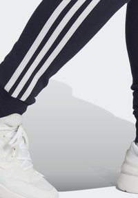 adidas Sportswear Spodnji deli trenirk - legend ink/white