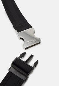 BOSS Marsupio - black