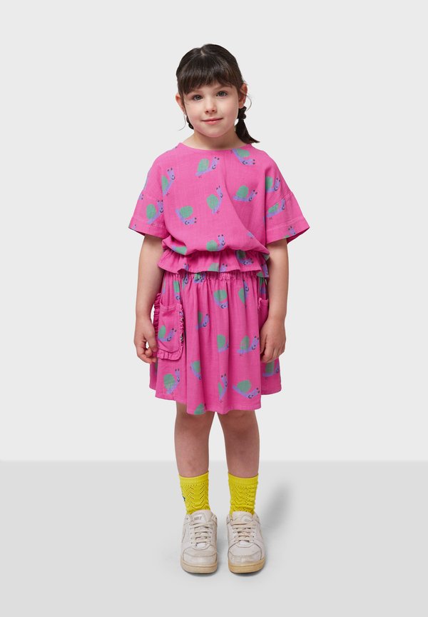 FUNNY SNAIL - Bluse - fuchsia