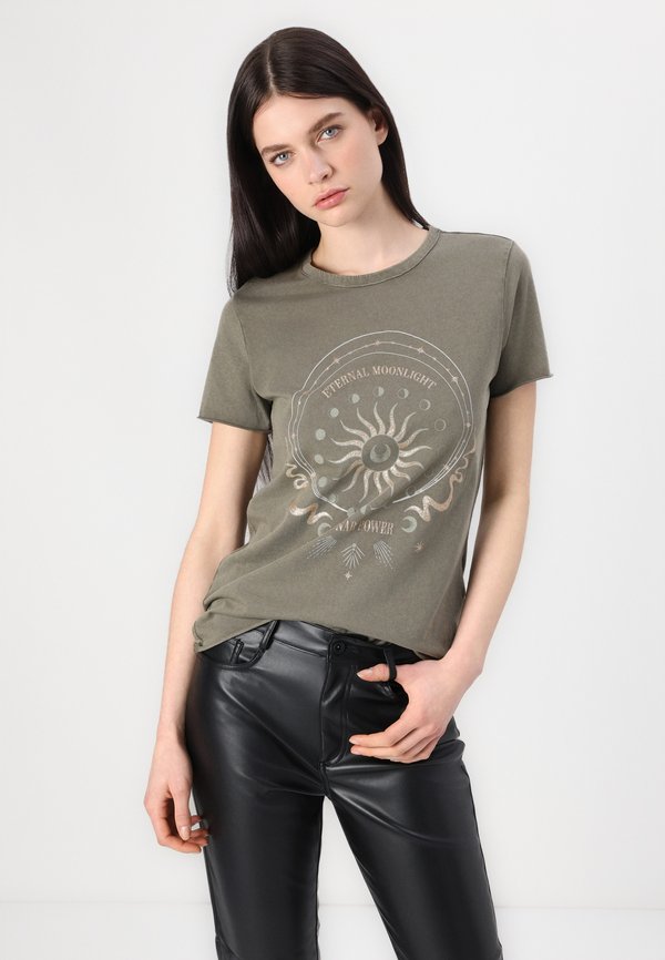 ONLLUCY LIFE NOOS - Print T-shirt - olive4