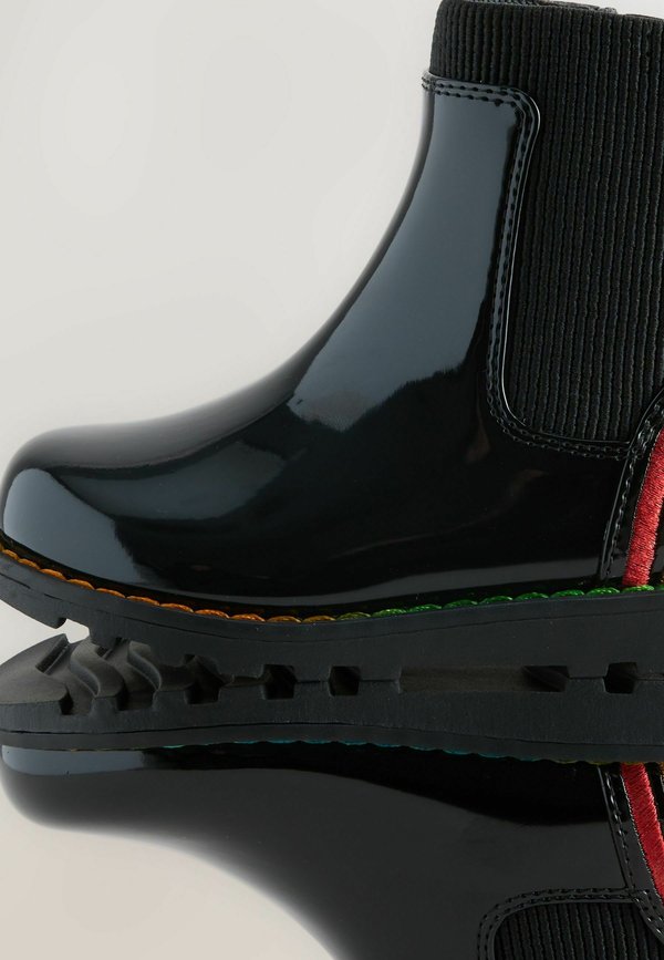 YOUNGER FIT – RAINBOW CHUNKY CHELSEA – Lauflernschuh