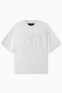 Grijs katoenen T-shirt met korte mouwen, voorzien van een reliëf ovaal logo op de voorkant. Ronde hals en een comfortabele pasvorm.