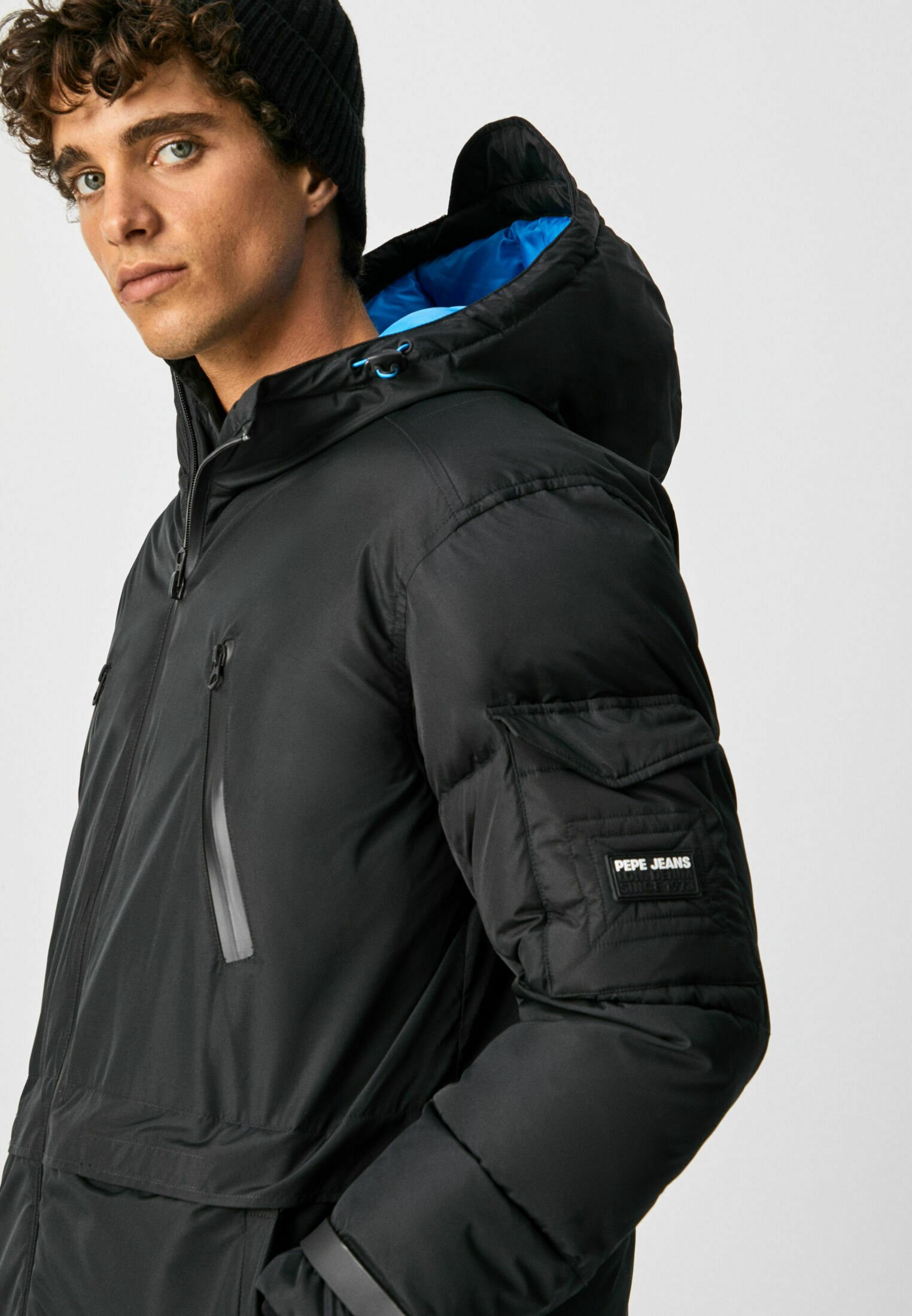2xu down jacket