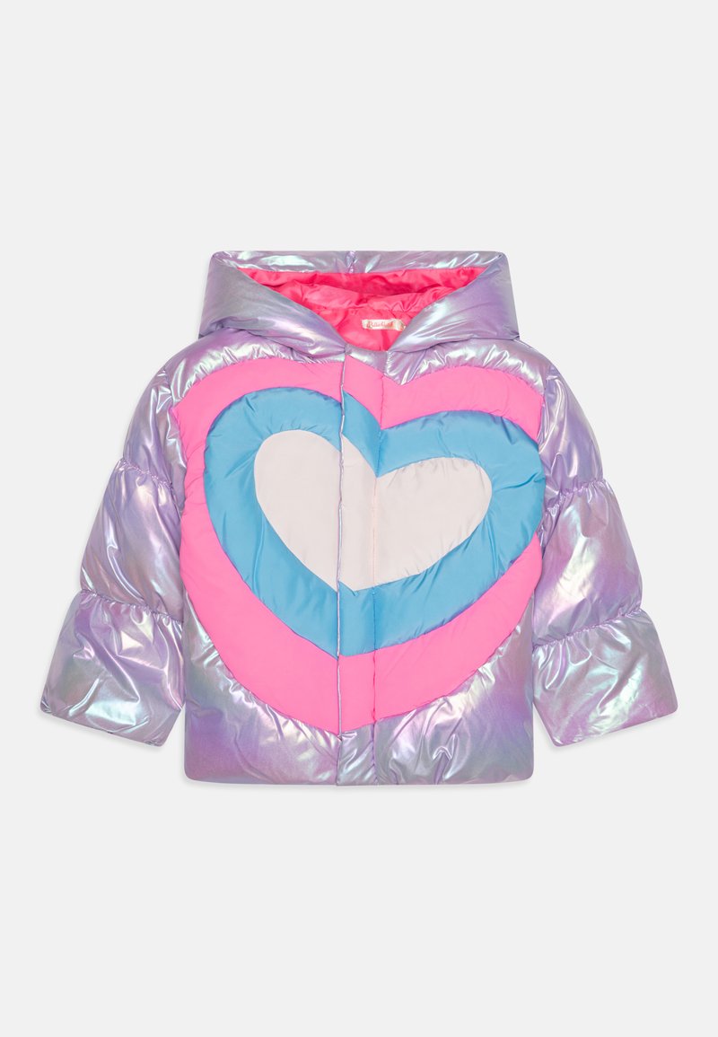 Giacca a vento con finitura lucida e iridescente. Design a blocchi di colore con cuori rosa, blu e bianchi. Con cappuccio e zip frontale.