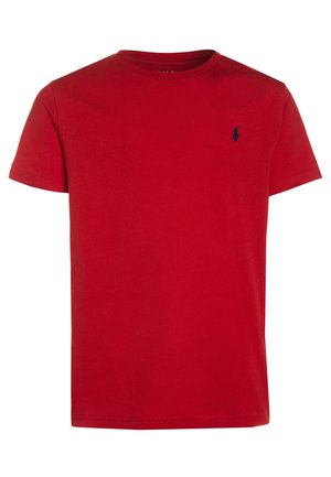 Rød kortærmet bomulds t-shirt med rund hals og lille sort broderet logo på venstre bryst.