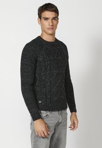 Koroshi Strickpullover - black