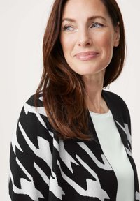 Gerry Weber Strickjacke - black ecru houndstooth jcd