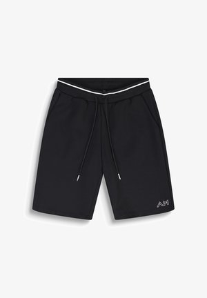 Zwarte knielange shorts met witte bies op de tailleband, trekkoordsluiting, zijzakken en een klein wit "AM"-logo op het linkerbeen.
