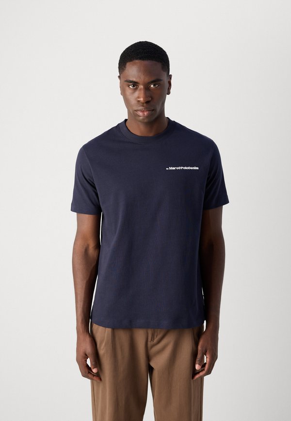 ORANGE FIBRE CAPSULE GRAPHIC - Print T-shirt4