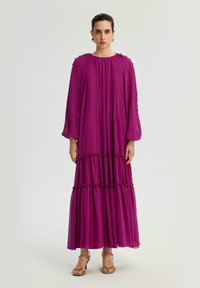 Touché Privé WITH PEARL BUTTON DETAIL - Maksikleit - fuchsia