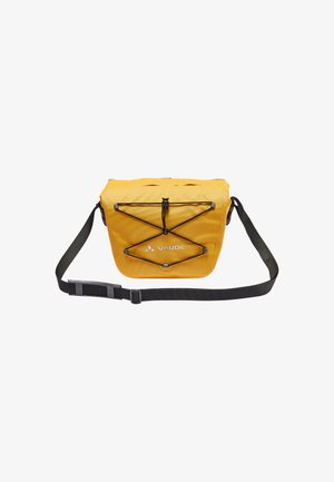 Sac messager jaune avec une surface texturée, sangle noire réglable et cordon élastique extérieur pour un rangement supplémentaire. Comprend le logo Vaude.