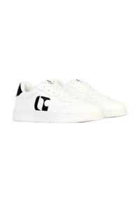 Hvide sneakers lavet af læder med en glat tekstur. Har et sort logo på siden, rund tå og flad gummisål.