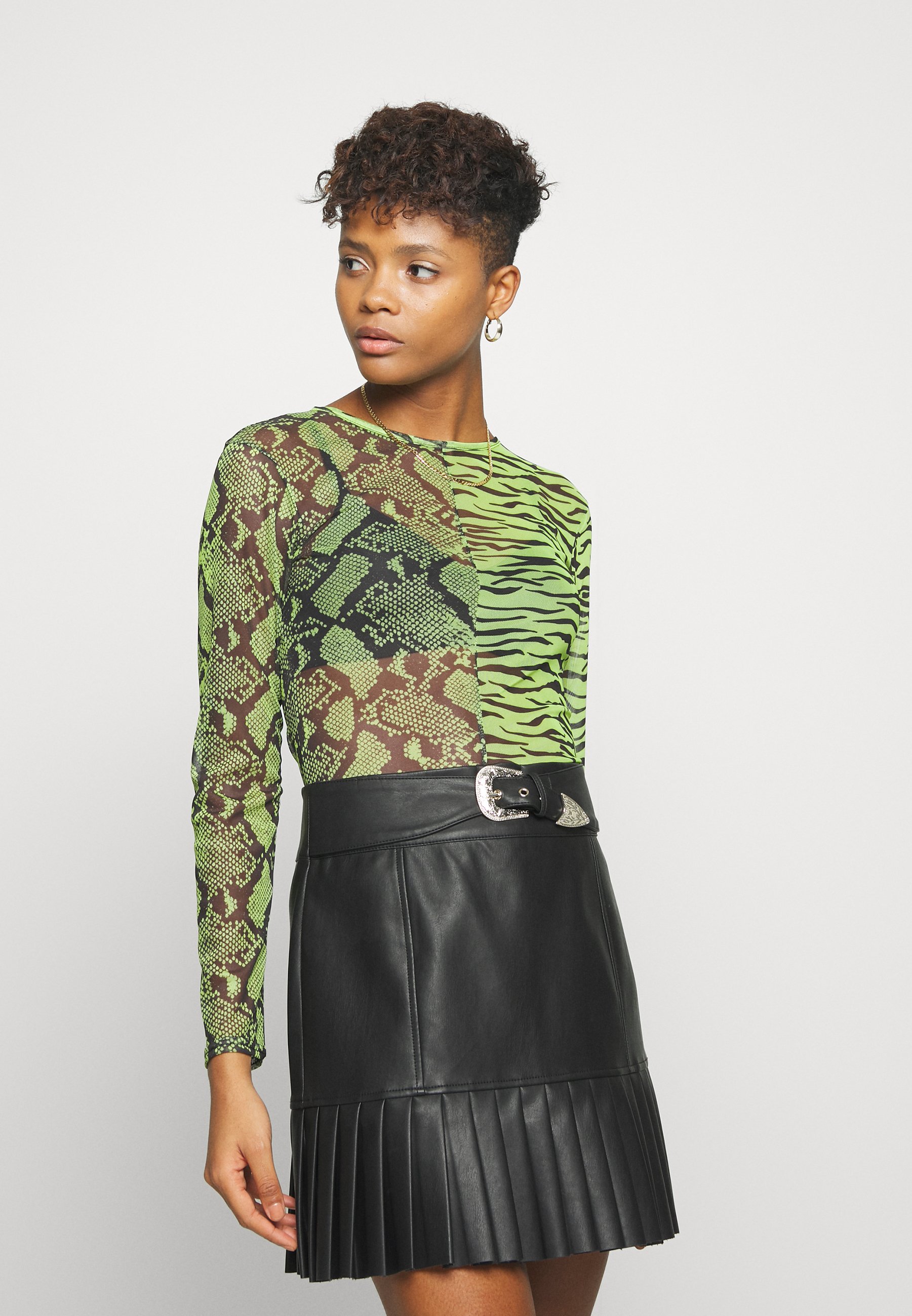 Missguided MIXED LONG SLEEVED CROP TOP Topper langermet Missguided Long Sleeved Crop Top