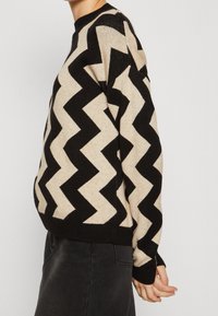 VILA Stickad tröja - black