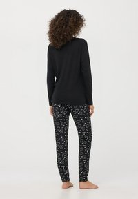 Terranova SET CON GATTI - Pigiama - nero