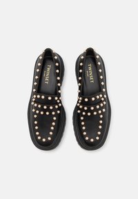 TWINSET Lodičky s platformou - black