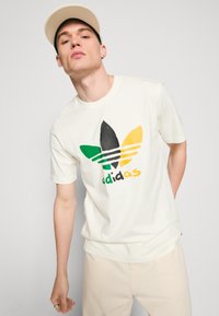 adidas Originals SPORT - Marškinėliai su spaudiniu - off white