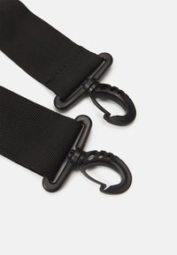 Björn Borg CORE TOTE - Saco de desporto - black beauty