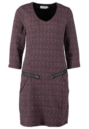 Stickad klänning - light pink