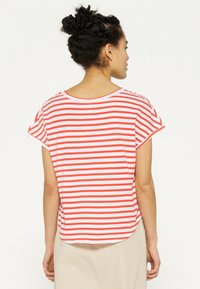 10DAYS STRIPES - Camiseta estampada - white poppy red