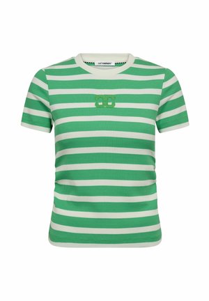 Rohelise ja valge triibuline lühikeste varrukatega ümmarguse kaelusega särk, mille rinnal on väike tikitud logo.