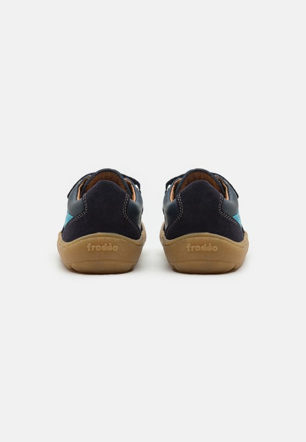 BAREFOOT SPLASH - Trainers4