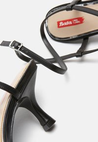 Bata BATA RED LABEL - Sandaalid - nero