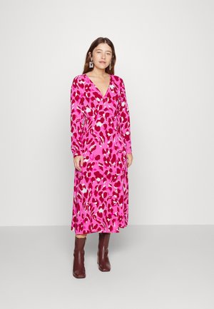 YAS Petite YASSAVANNA WRAP DRESS - Day dress - pink