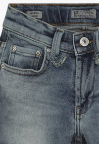 LTB MILENA - Farkkushortsit - mist wash