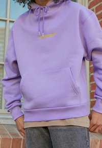 On Vacation Felpa con cappuccio - lilac