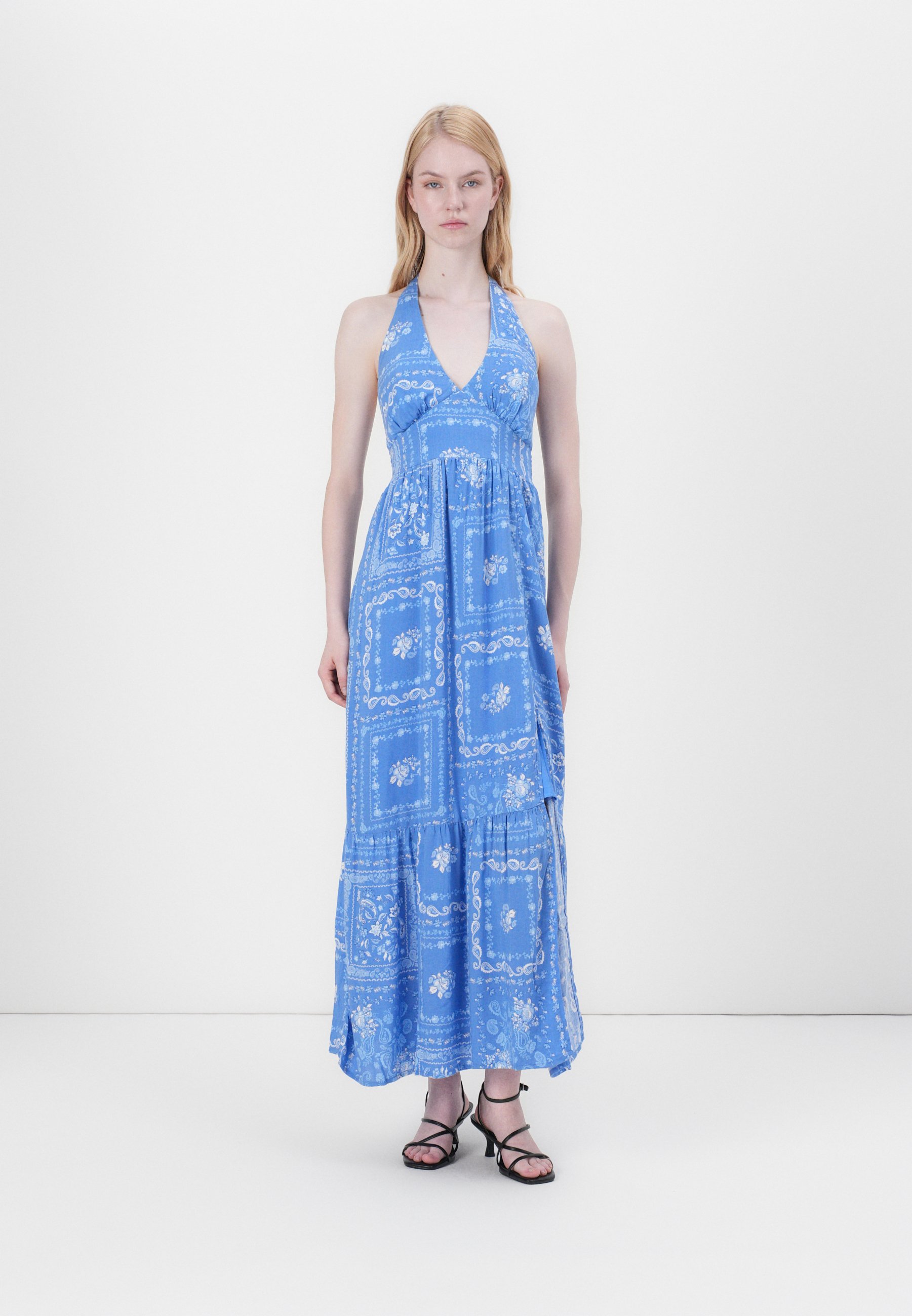 Hollister Co. HALTER MAXI DRESS - Maxi dress - dark blue/blue/dark blue -  Zalando