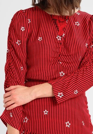 Blus - red